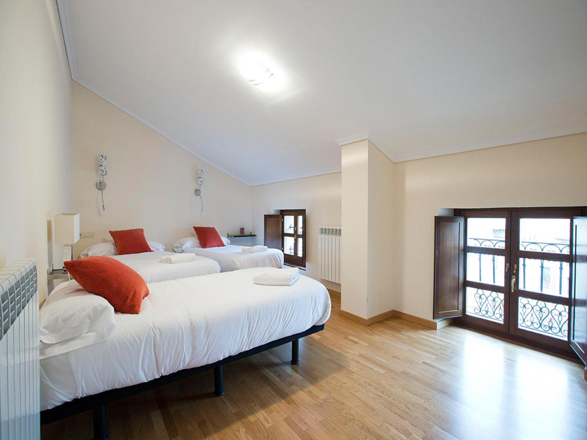 Apartamentos Senorio De Haro 3000 Экстерьер фото