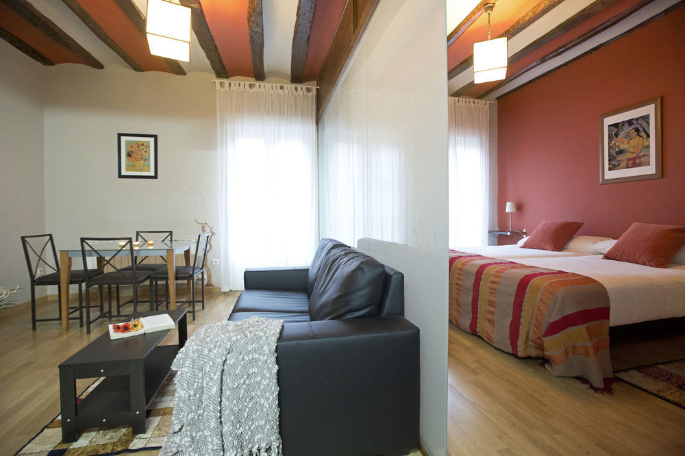 Apartamentos Senorio De Haro 3000 Экстерьер фото